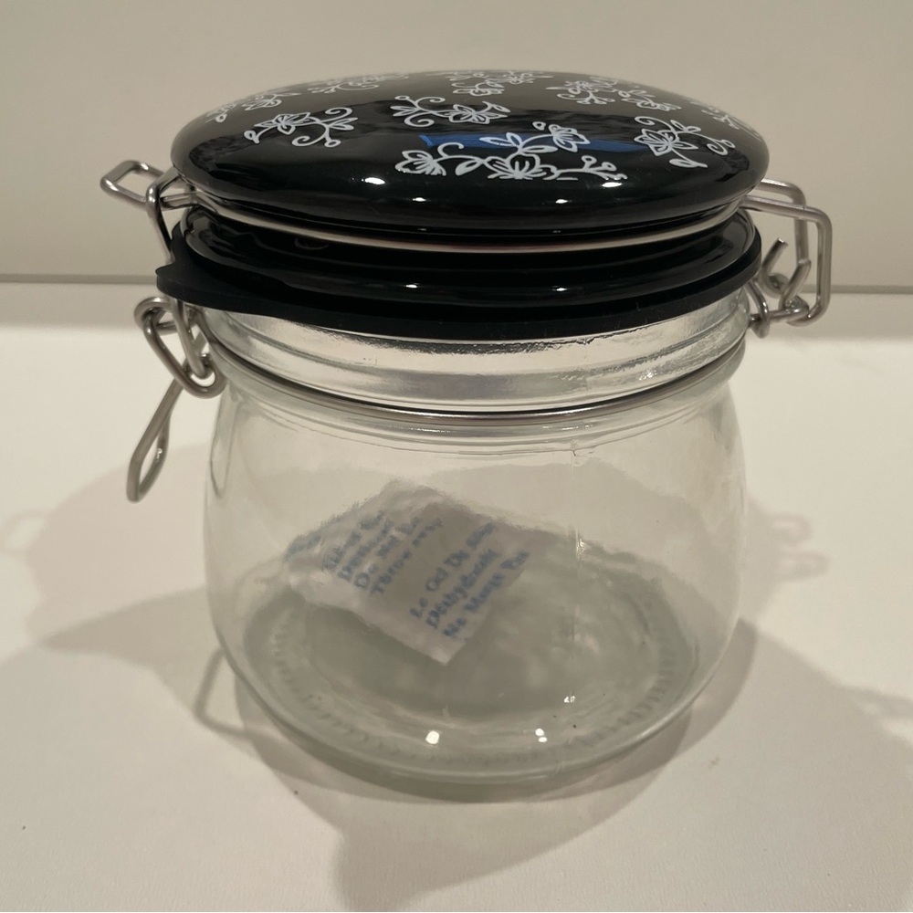 🥳BOGO! Temp-Tations by Tara Small Canister “Black Floral Lace”w Ceramic Lid.